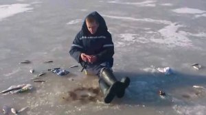 СУПЕР РЫБАЛКА  НА АЗОВСКОМ МОРЕ 25 кг таранки за 1 день НА НОВЫЙ ГОД