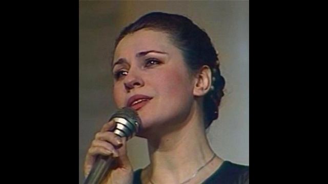 Валентина Толкунова - Песня о родном крае смотреть онлайн