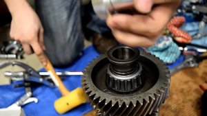 ZF S5-42 Transmission Full Teardown and Rebuild