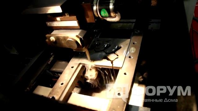 Электроэрозионный проволочно вырезной станок многопроходного типа