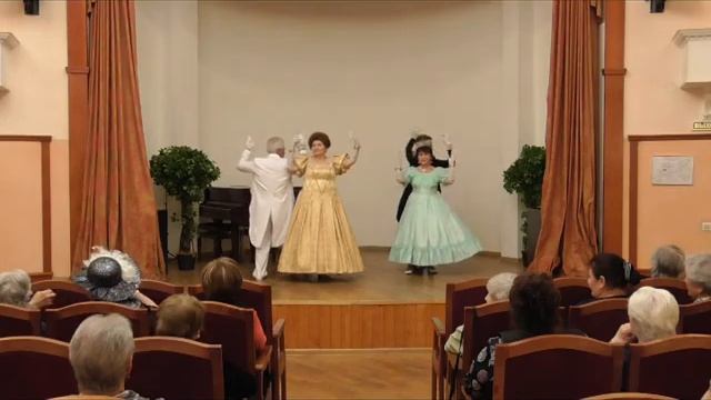 РОМАНЕСКА В НИКОЛЬСКОМ ПАРКЕ смотреть онлайн