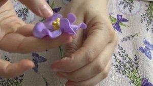 Простая заколка из фоамирана