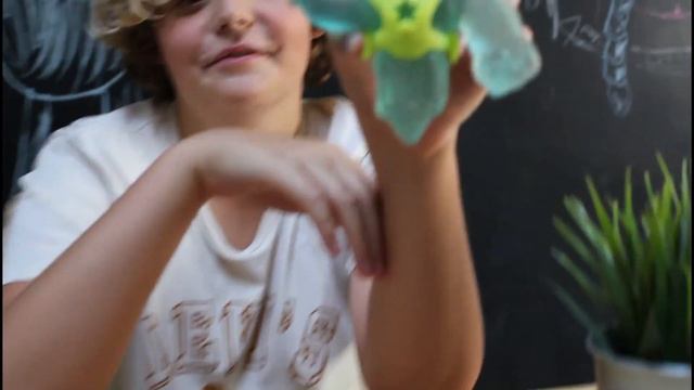 Гуджитсу Дино Икс-Рей, Гуджитсу Траш - Thrash Распаковка Обзор Тритопс - Tritops смотреть онлайн