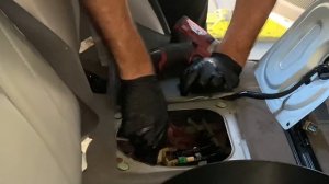 How To Replace The Fuel Pump And Filter On A Ford Escape Or Mazda Tribute