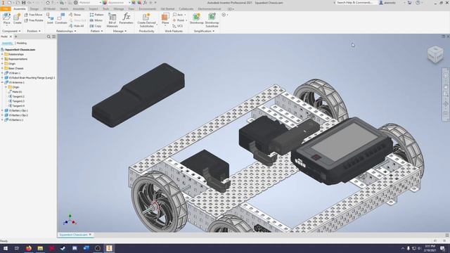 VEX Inventor Assemblies Tutorials: Attaching a Battery to a Robot смотреть онлайн