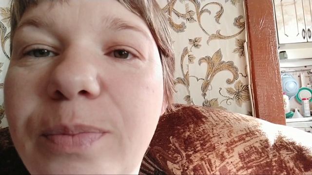 Зачем фермерше перманентный макияж бровей?