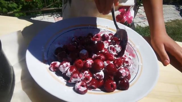 ВКУСНЕЙШИЙ ВИШНЕВЫЙ ПИРОГ. Простой и вкусный пирог из вишни. #пирогизвишни