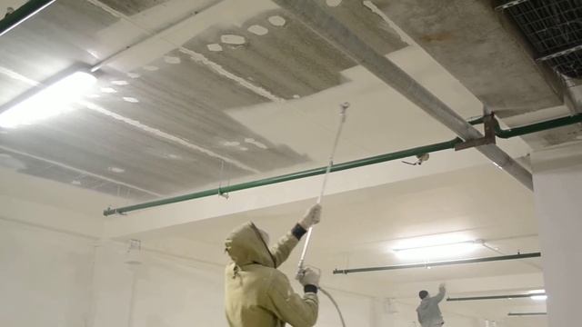 Покраска потолка автостоянки Graco Marc V