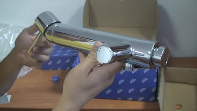 Смеситель GROHE Essence 33628000 смотреть онлайн