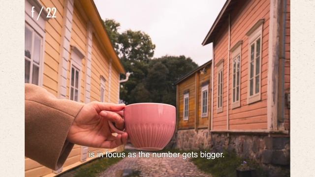 HOW TO GET A BLURRY BACKGROUND IN A PHOTO & WHAT IS APERTURE? смотреть онлайн