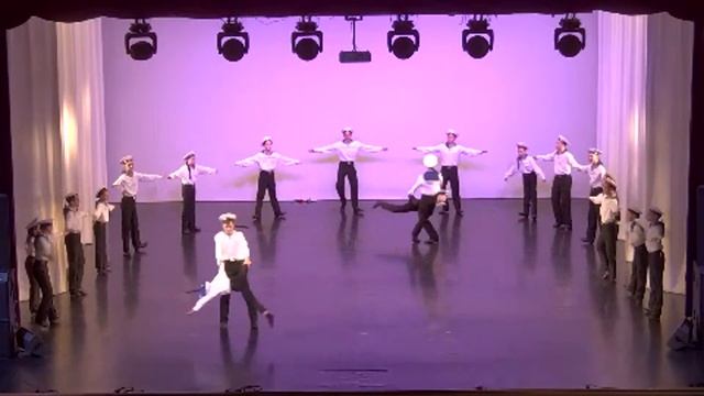 "ПОДАРОК В ДЕНЬ РОЖДЕНИЯ..." смотреть онлайн