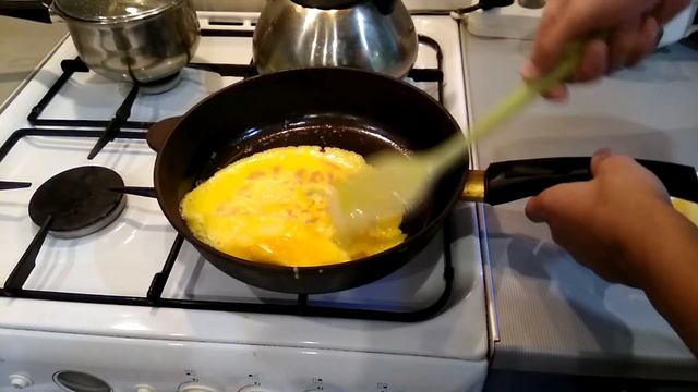 Купил 2 книги/фирменный рецепт омлета/Эпизод 11 смотреть онлайн