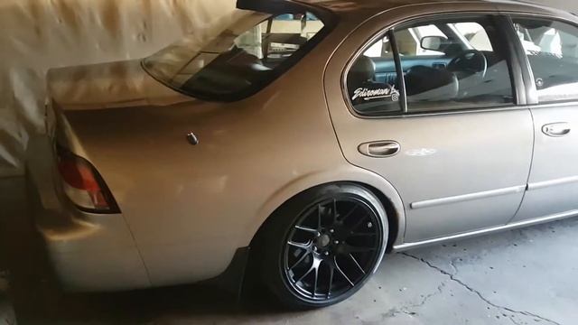 Nissan maxima a32 99 GLE Stance смотреть онлайн