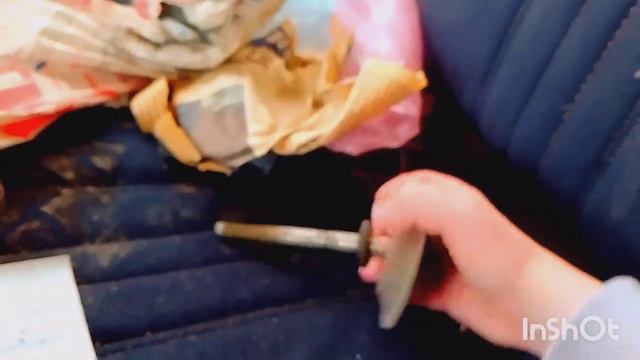 НАШЛИ ЗАБРОШЕННУЮ МАШИНУ И ОТКРЫЛИ ЕЁ, ЧТО В НЕЙ НАХОДИТСЯ????