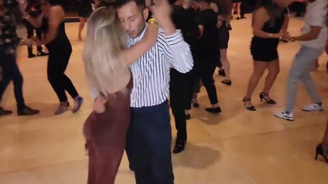 Freddy Y Karyna #bachata #social #dancing @ Houston Salsa congress 2022 смотреть онлайн