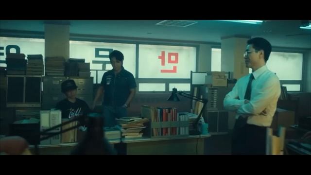 5 гениальных механиков успешно сотрудничают с полицией, чтобы поймать крупного преступника смотреть онлайн