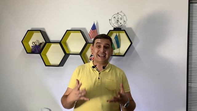 Предлоги за 10 минут - IN, AT и ON | Английский для Начинающих смотреть онлайн