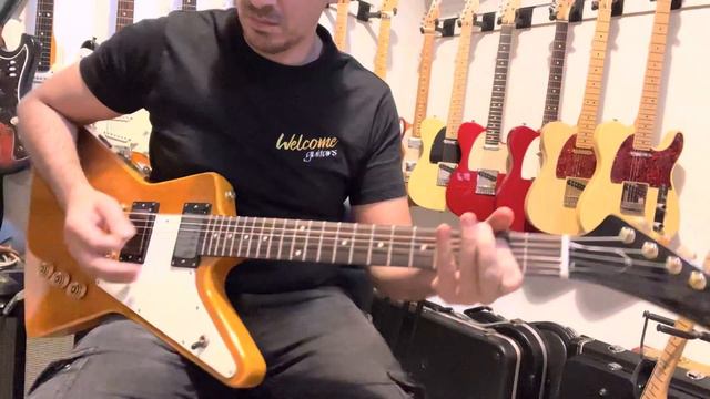 Epiphone Explorer Korina Reissue 58 MIK with EMG JH Set Black Chrome смотреть онлайн