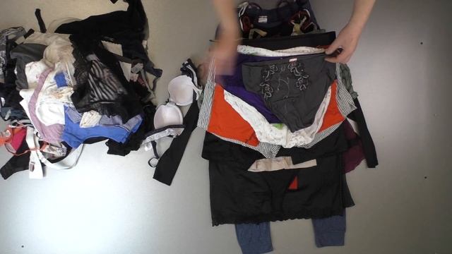 лот 2678 НИжнее белье крем (6 кг, 9300 руб, 101 шт, 92 руб/шт) смотреть онлайн