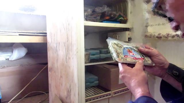 Подключение к солнечной панели...