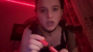 АСМР вампир накрасит тебя перед тем как съесть 🧛🏻♀️