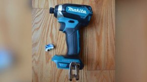 Аккумуляторный шуруповерт Makita DTD153Z
