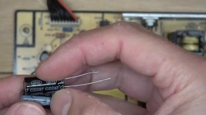 Repareren Samsung SyncMaster 206BW monitor elco vervangen