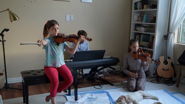 HALLELUJAH - KAROLINA PROTSENKO  MARTIN  MIRIAM with Golden Retriever puppies