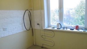 Кафельная плитка на полу в кухне и прихожей (обзор).