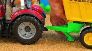 Машинки Комбайны, вилочные погрузчики, машины скорой помощи, пожарные машины и многое другое