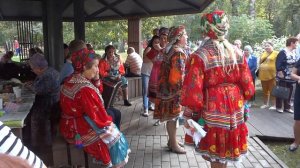 Озорные частушки в парке "Лианозовский парк"