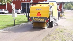 Подметально-уборочная машина Broddson Nordic