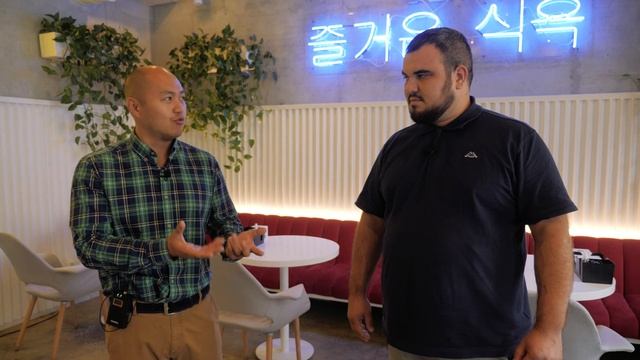 Lee`s Food. Корейский стрит-фуд в Нижнем Новгороде. Готовим традиционную корейскую капусту.