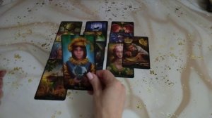 ЧТО ВАМ НУЖНО ОСТАВИТЬ В ПРОШЛОМ И В КАКОМ НАПРАВЛЕНИИ ДВИГАТЬСЯ ДАЛЬШЕ?  Таро гадание
