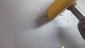 Как удалить двухсторонний скотч с автомобиля