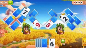 Solitaire Farm: Classic Tripeaks Card Game