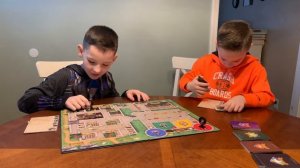 Magic Box - Pressman Harry Potter Magical Beasts Board Game