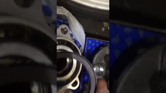 Митсубиси Аутлэндер 3 смазка задней ступицы! Это реально! смотреть онлайн