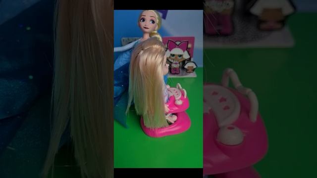 Эльза растет видео с куклами Даринелка