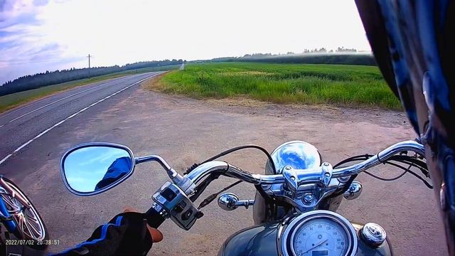 Yamaha drag star 1100 vs Kawasaki vulcan vn900 custome
