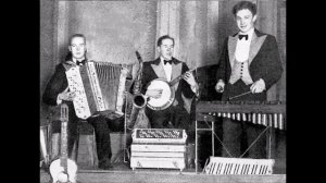 GO GO, Dallapé-Trio vuonna 1933