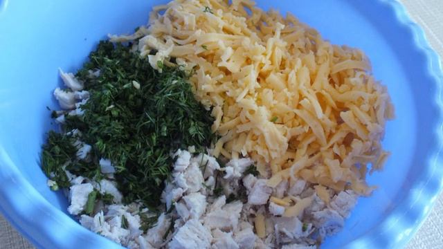 Лепешки с курицей и сыром
