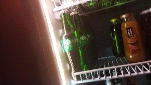 Как снять переднюю панель холодильника