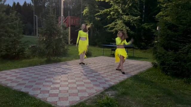 Динамичная табла. База отдыха "Рябеево". Шоу-группа "A - D U E T" смотреть онлайн