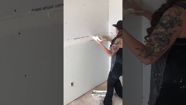 How to Drywall - Taping Drywall Seams смотреть онлайн