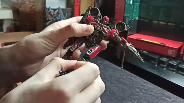 Обзор на фигурку Шаттер. Трансформеры студия серия смотреть онлайн