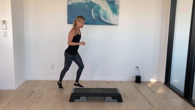 Step Aerobics Routine 5-7-20 смотреть онлайн