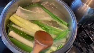 Долма с мясом по турецки. Долма из лука порея.