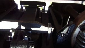 Как устроен поезд Д1 снизу