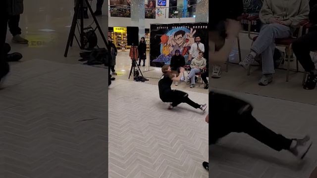 girl power break dance. девичий брейк-данс